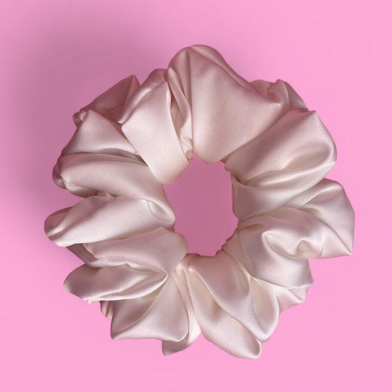 Waniliowa gumka do włosów w różnych rozmiarach