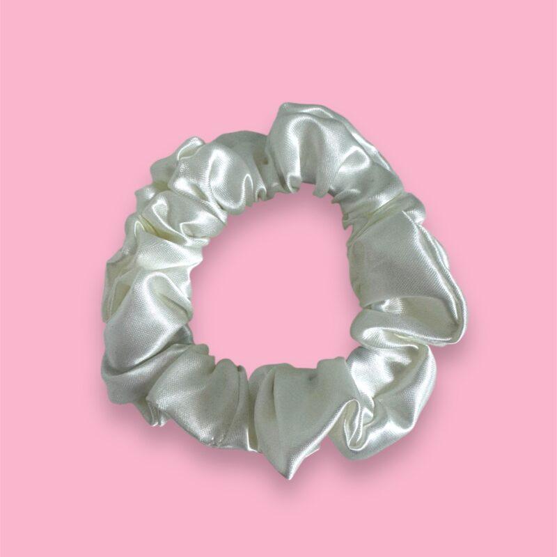 mini satyna gumka do włosów jedwab