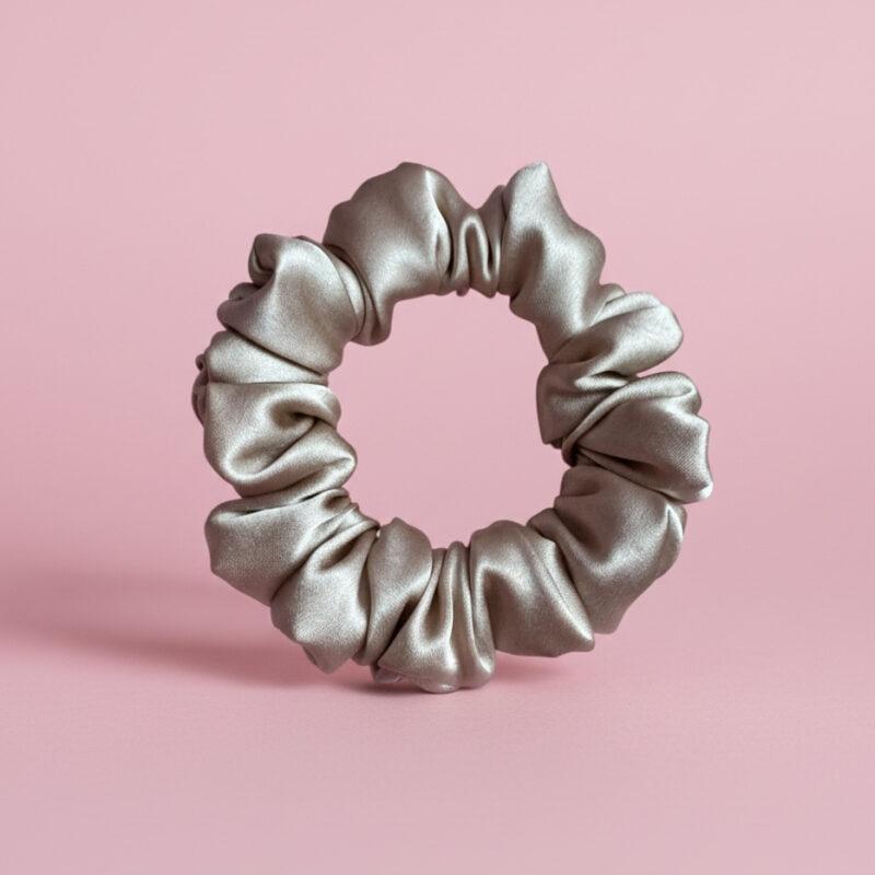 jedwabna gumka do włosów zdrowe włosy długie